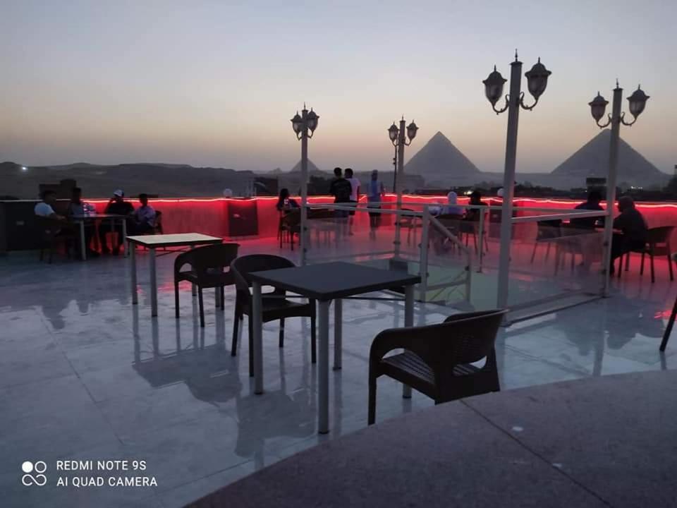 Kafret el-Gabal Khufu Pyramids Hotel מראה חיצוני תמונה