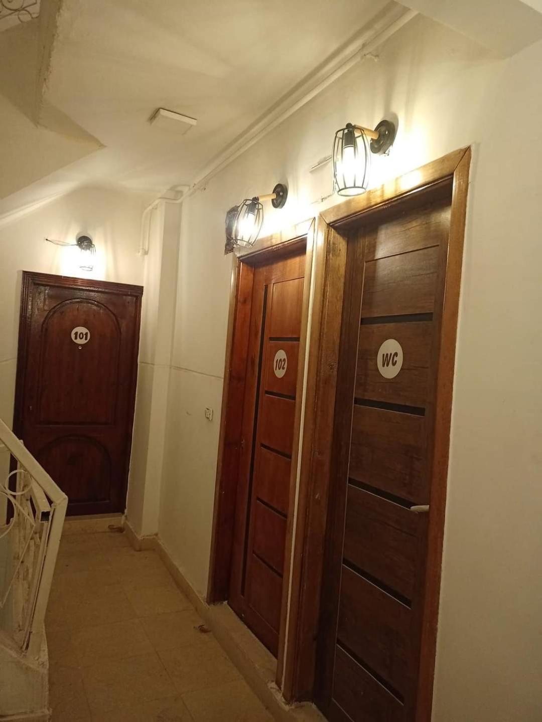 Kafret el-Gabal Khufu Pyramids Hotel מראה חיצוני תמונה