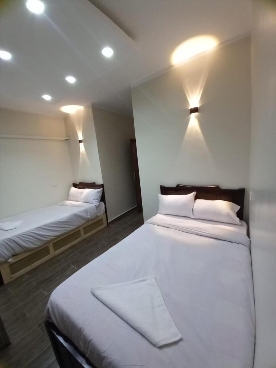 Kafret el-Gabal Khufu Pyramids Hotel מראה חיצוני תמונה